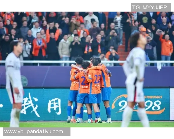 中超收官战激战正酣海港争冠与申花奇迹之战谁能胜出